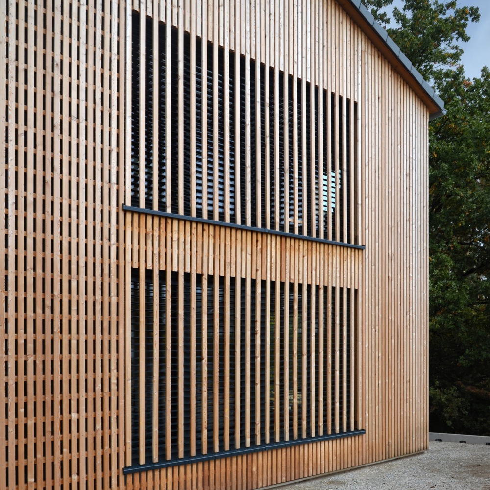 BUCHER | HÜTTINGER – ARCHITEKTUR INNEN ARCHITEKTUR - Ökologisches Holzhaus, Architektenhaus Forcheim Bayreuth Oberfranken, Einfamilienhaus Effizienzhaus 40 Plus, Holzbau, Plusenergiehaus, Holz